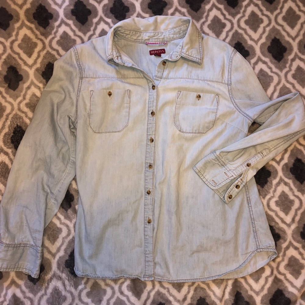 Button up collared light jean top